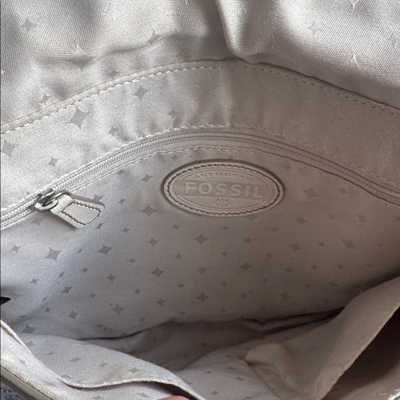 Fossil Off-White Crossbody Bag - Picture 8 of 11